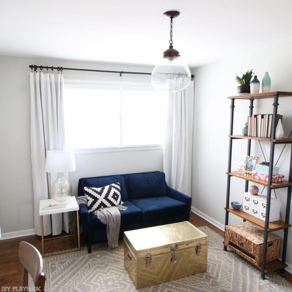 cheap DIY bedroom decor ideas for renters example