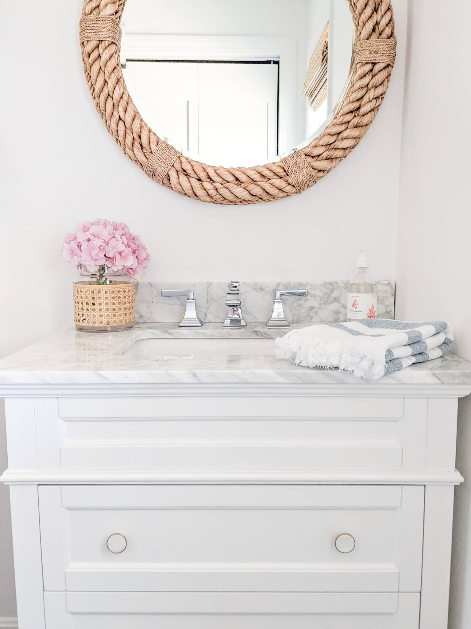 coastal themed bathroom decor illustration